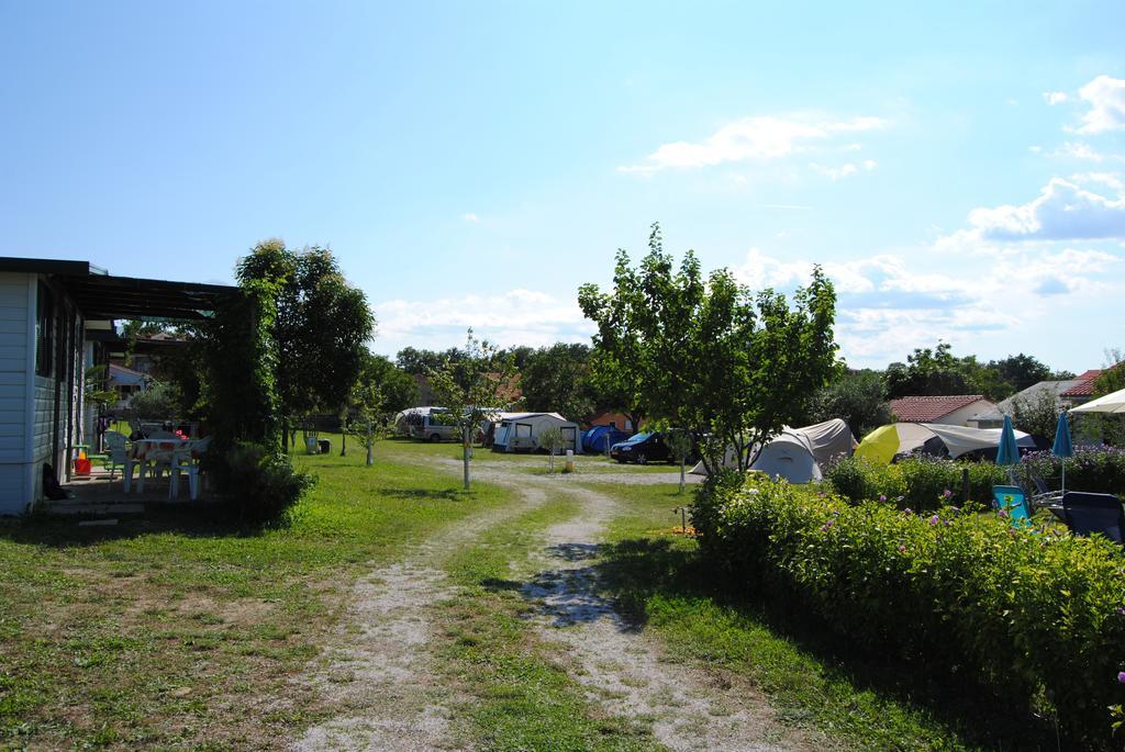 Mobile Homes Romantik ラビン 部屋 写真